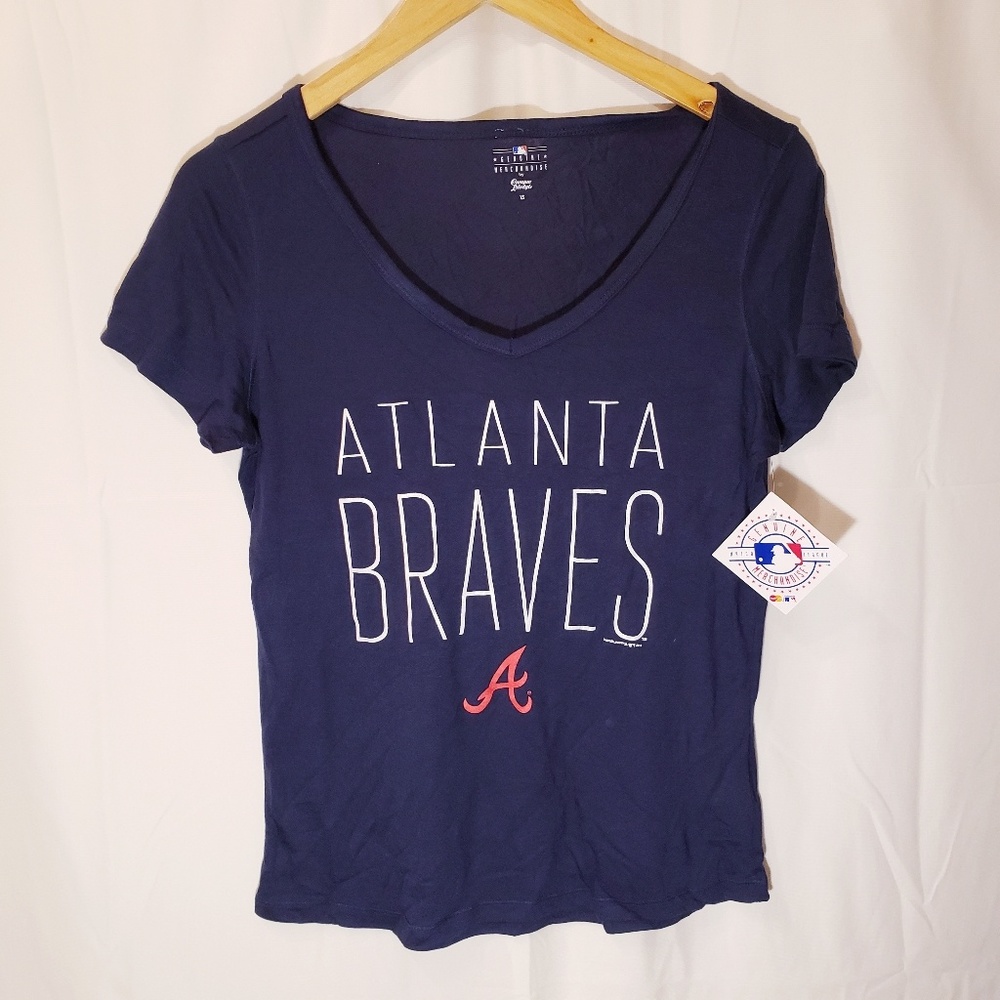 Atlanta Braves v-neck tshirt size xs
